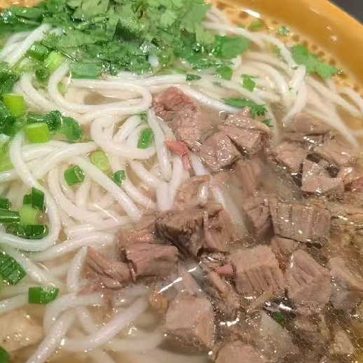 陈孃老贵阳原汤牛肉粉  1碗仅需7.9元 原汁原味新鲜可口